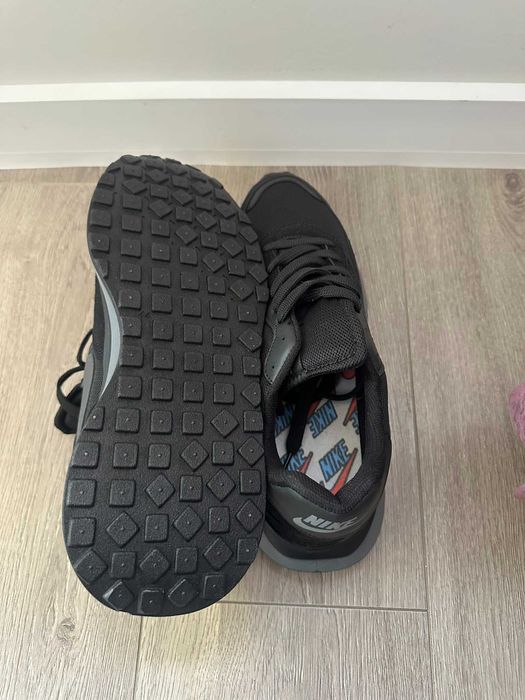 НАМАЛЕНИ Нови мъжки Маратонки Nike 43 номер