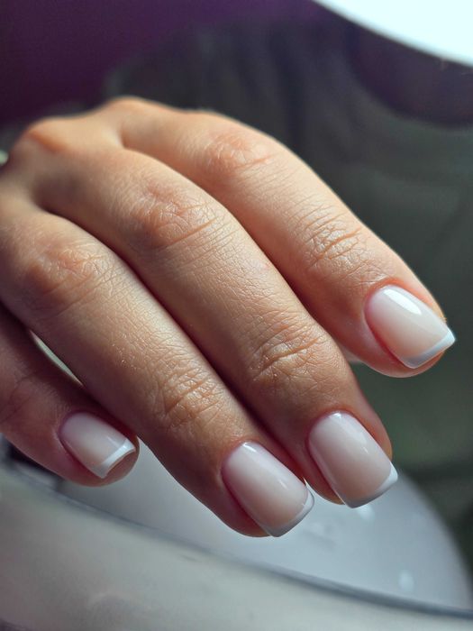 Маникюр педикюр подолог