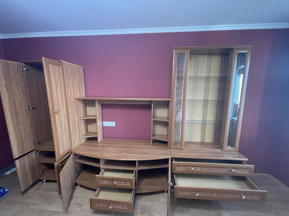 Стенка в гостинную