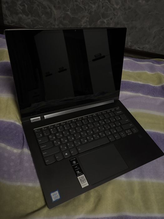 Ноутбук Lenovo Yoga C930