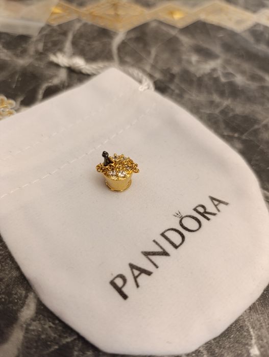 Пандора необычный шарм Cheers