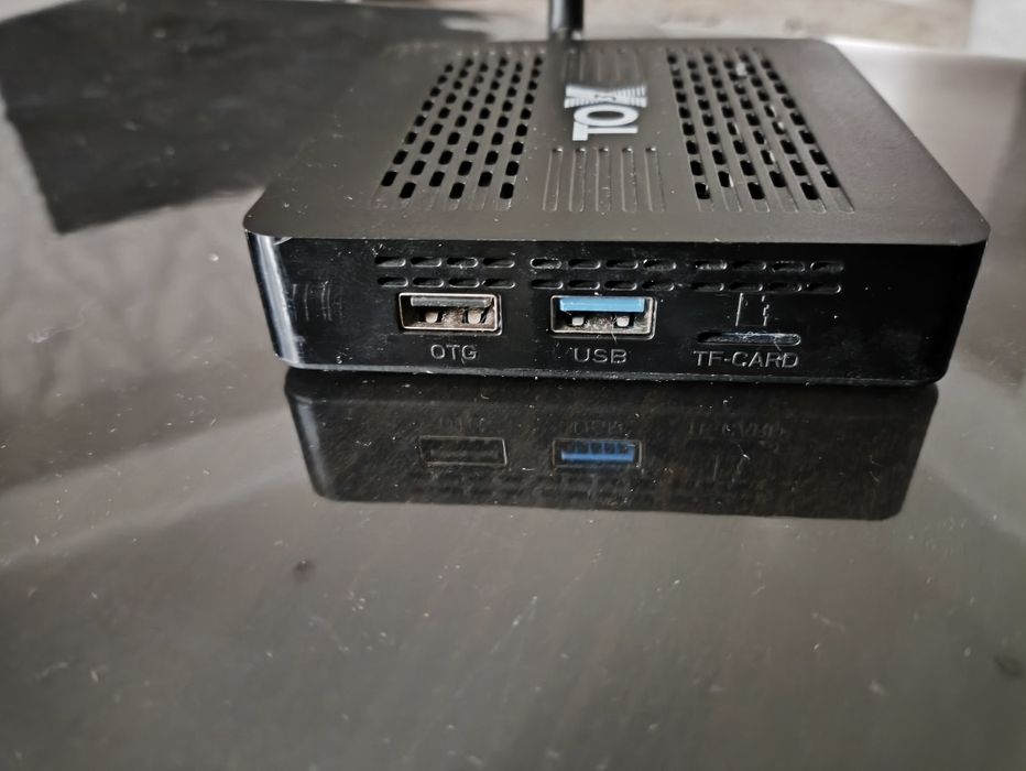 Продам ТВ бокс ТОХ 3