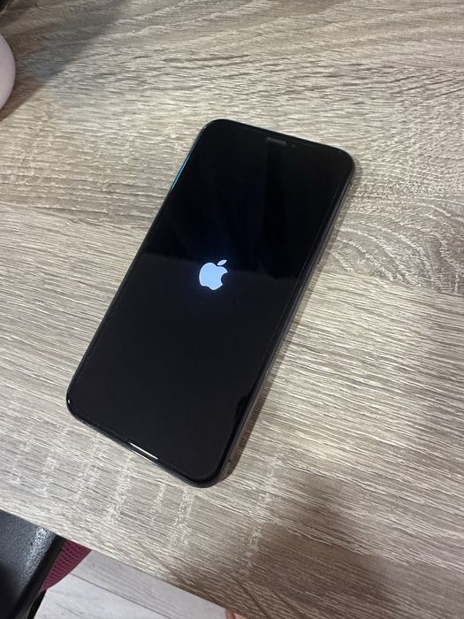 iPhone XS iPhone XS iPhone XS