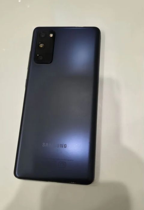 Samsung s20FE 6/128