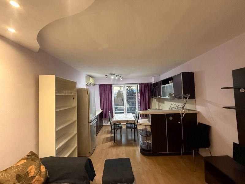 Дава се под наем Двустаен апартамент в София, Надежда 1 - 50 кв.м за 498.27 € - Снимка #1