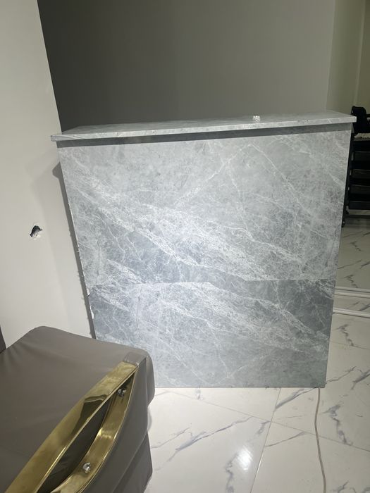 Mebel reseption uchun sotiladi ishlatilgan xolati yaxshi