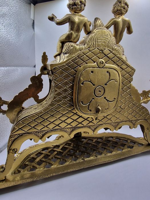 Ceas de șemineu cu două sfeșnice – bronz