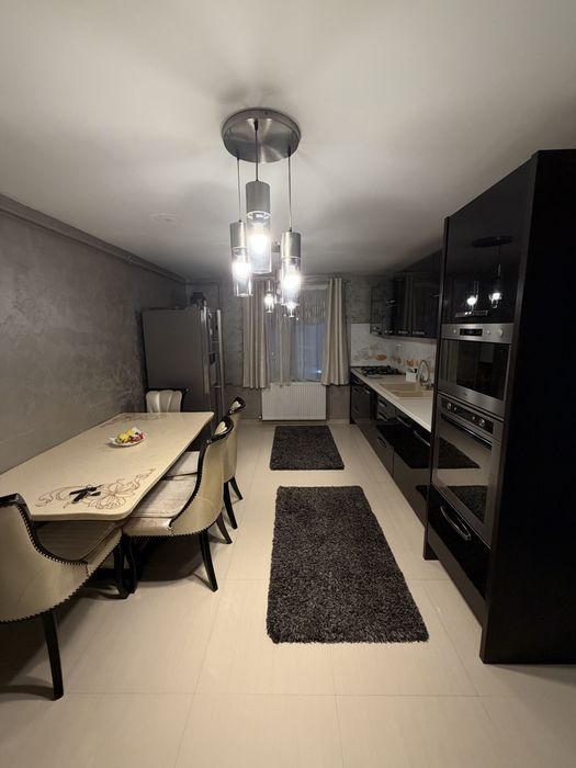 Inchiriez apartament de lux!