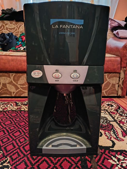 Vând aparat de apa cu conexiune la retea La fântâna
