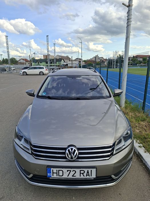 Vand wolsvagen passat B7 motor 1.6 disel 105cp stare foarte buna
