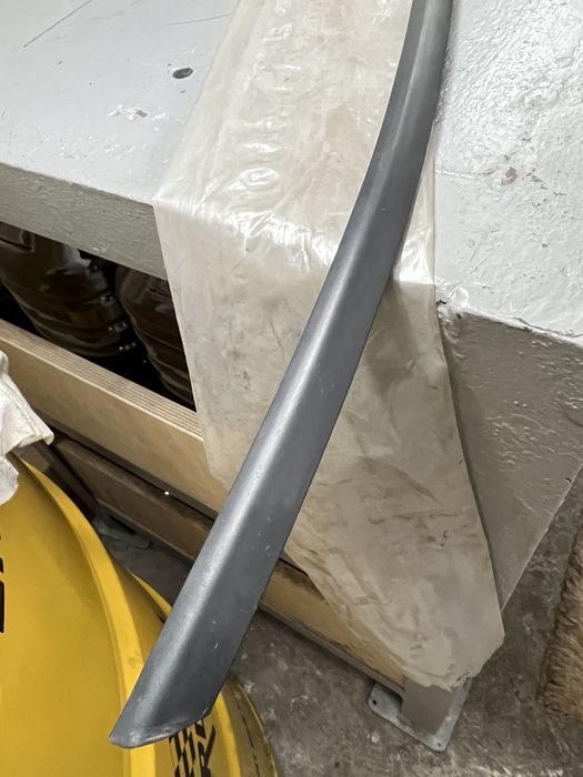 Резинка заднего стекла bmw e39 бмв е39