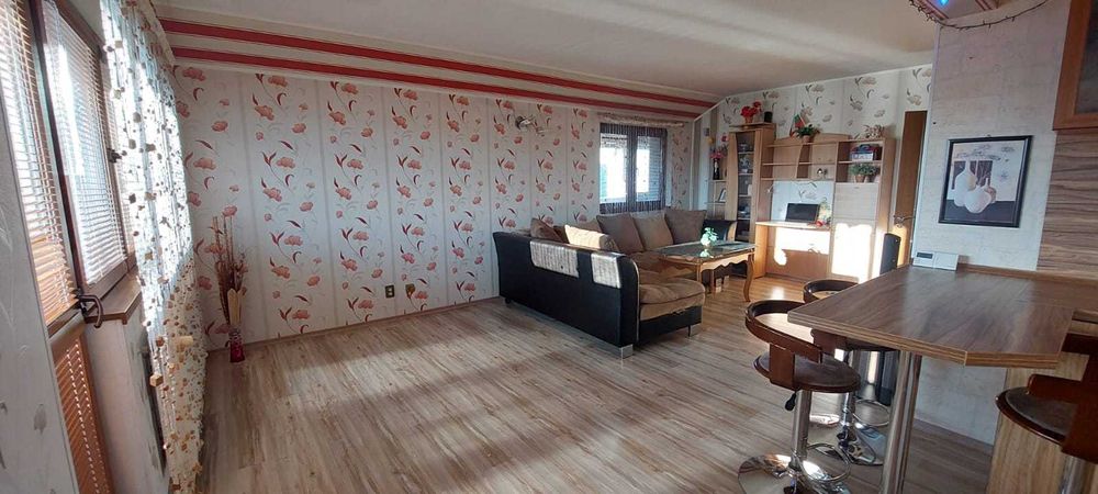 Луксозен апартамен в кв.Аврен