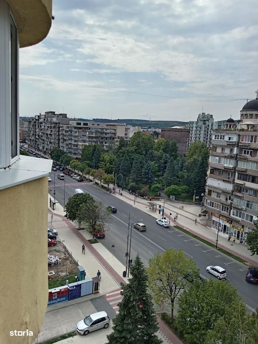 Apartament 3 camere, Bulevardul Decebal -Piata