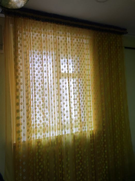 Шторы желтого цвета