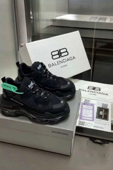 Adidași damă și barbati