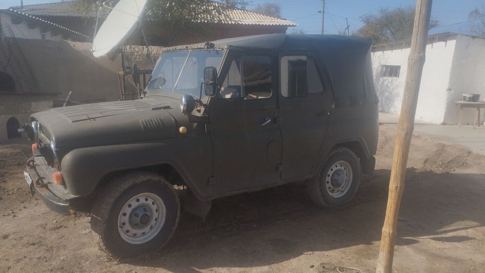 УАЗ сатылады бензин