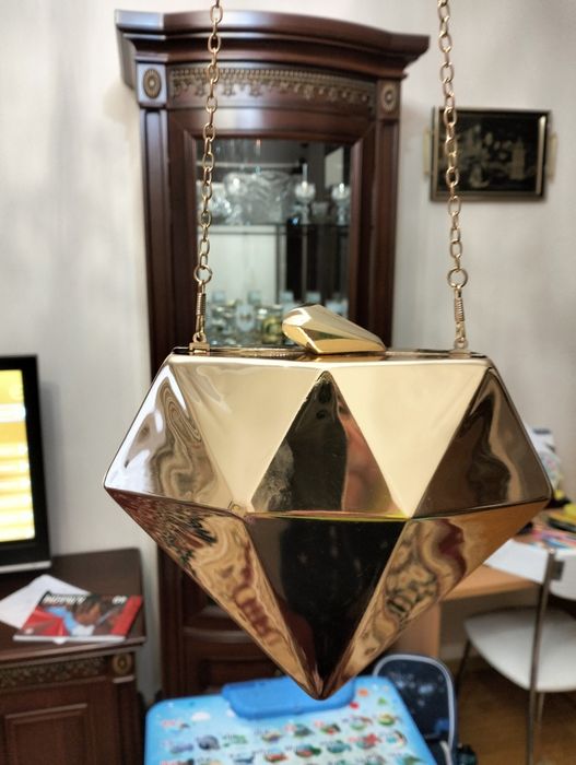 Продается женская сумочка