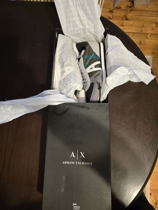 Vand adidasi Armani Exchange mărimea 44 originali