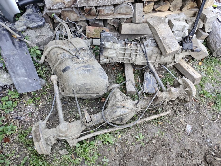 Dezmembrez Suzuki grand vitara 2.0 diesel 109cp2004