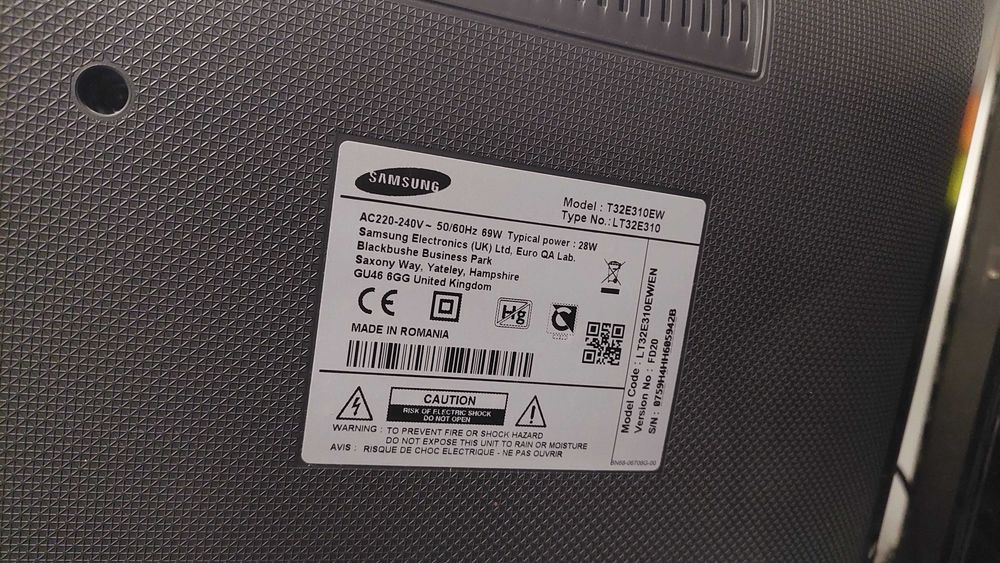 Samsung LED TV monitor T32