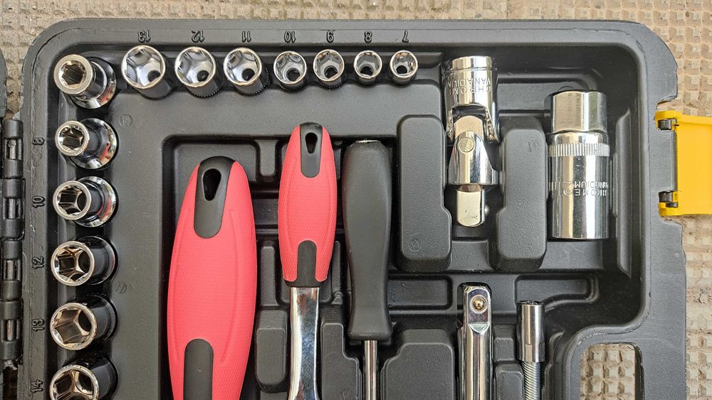 Комплект гедоре 1/2 1/4  гаечни ключове вложки накрайници тресчотки