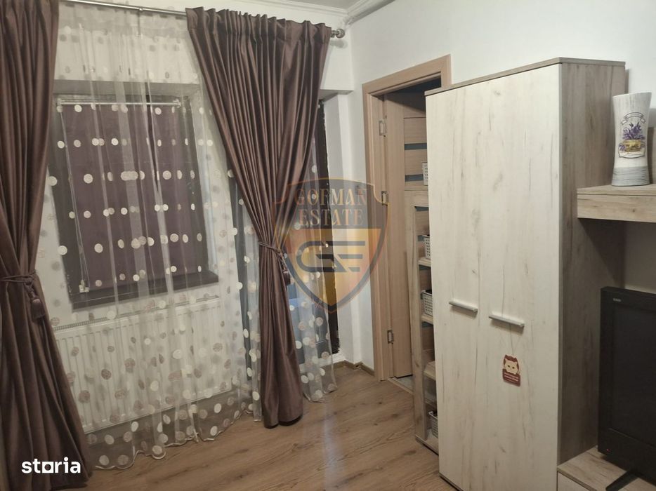 Studio Garsoniera Tomis II Renovata 27mp et 4/6 lift centrala gaz, A/C