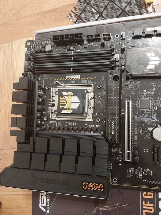 ASUS TUF B650 Plus Wi-Fi (със ЗАБЕЛЕЖКА)
