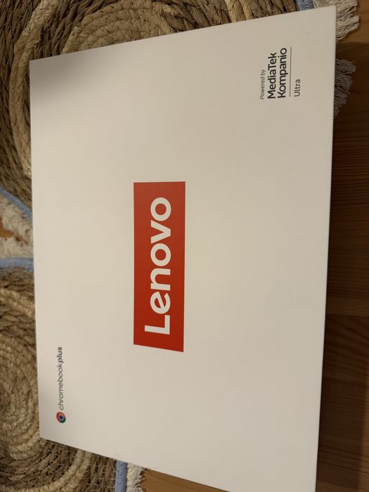 Lenovo chromebook plus 14 -модел 2025