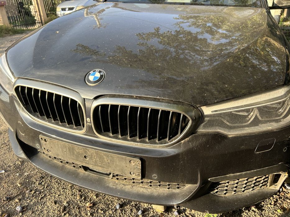 Bară față, capotă , trager, aripi , faruri led BMW G30