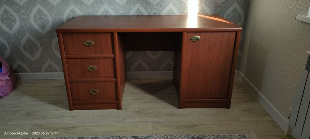 Продам рабочий стол