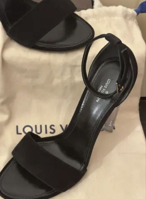 Sandale Louis Vuitton mas 39.5 IT ,autentici 100% Noi Ocazie!