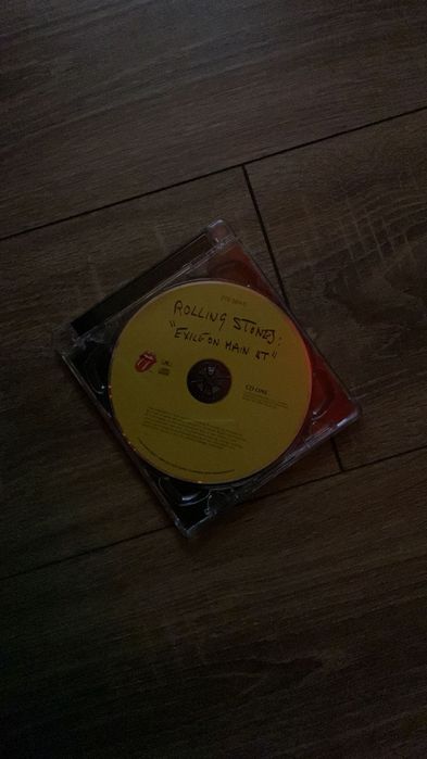 CD uri cu muzica rock