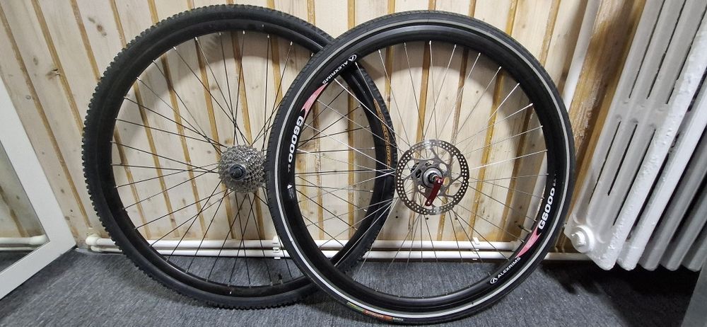 Set roți 28" Alexrims G6000 + butuci Shimano + casetă HG50 8 viteze + disc