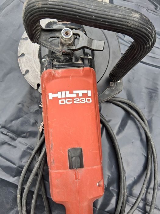 Mașină de canelat /Flex Hilti DC 230