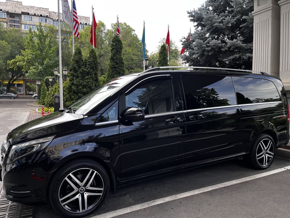 Трансфер с водителем минивэн Mercedes V class