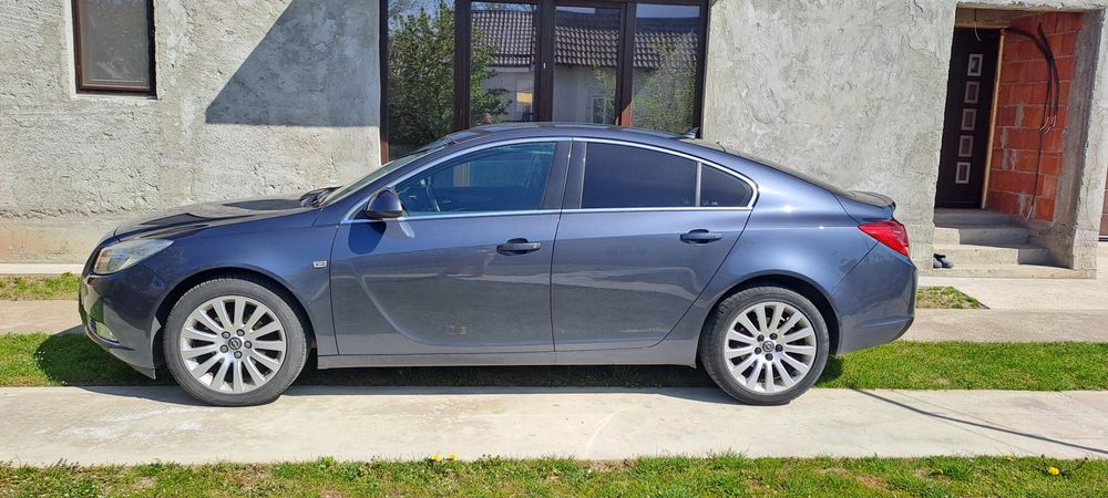 De vânzare Opel Insignia
