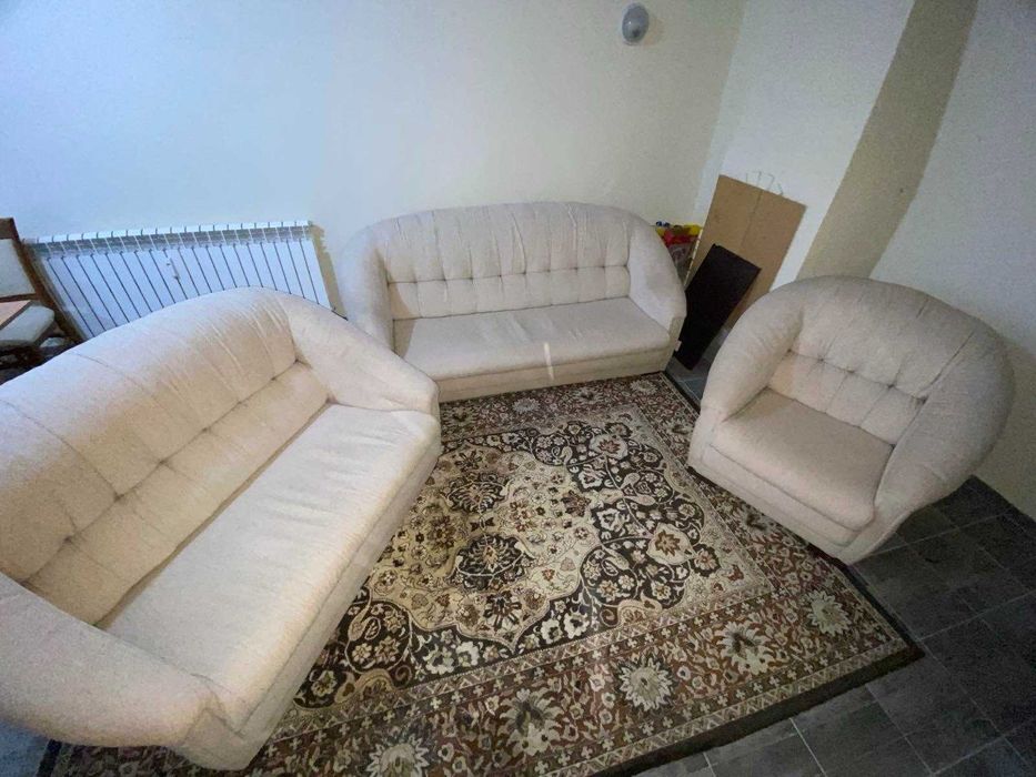 Мебели - дивани, легло и бюро