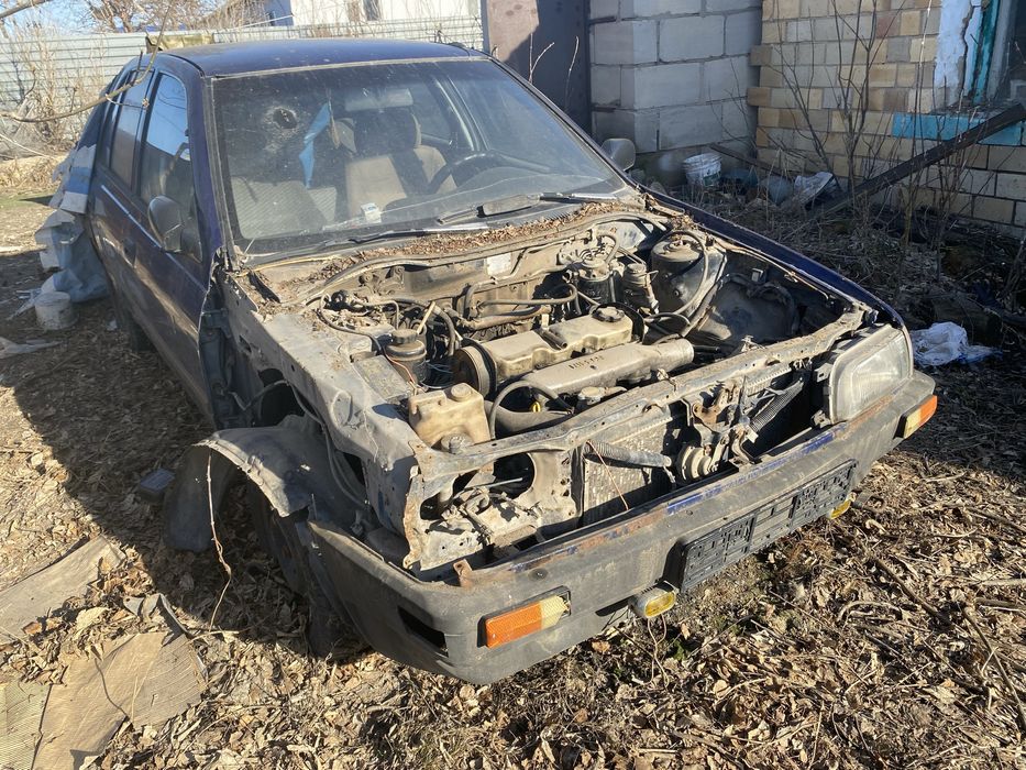 Ниссан санни Nissan sunny N14 2.0 дизель на запчасти