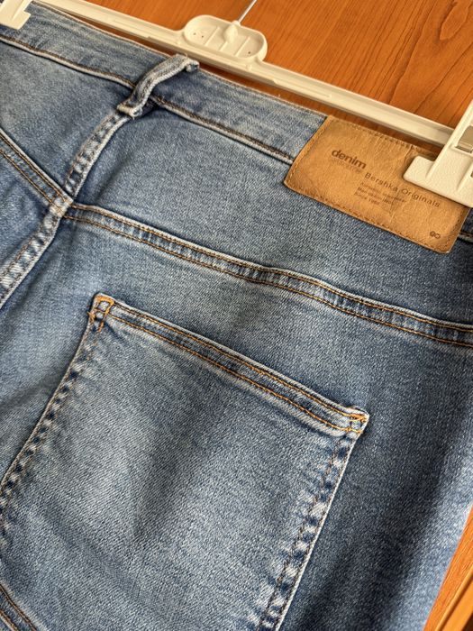 Blugi SuperSkinny Bershka