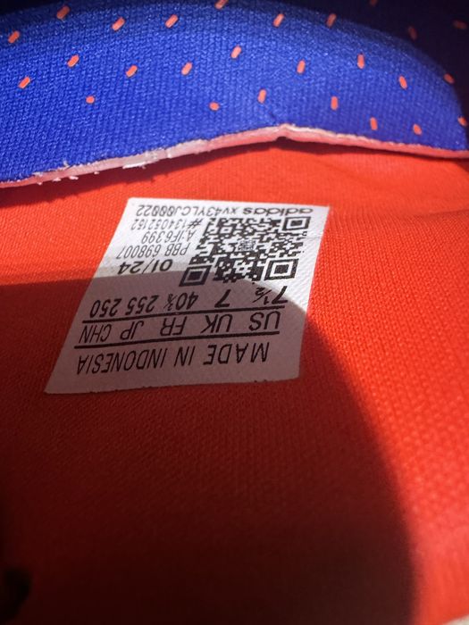 Сороконожка Адидас Продам срочно