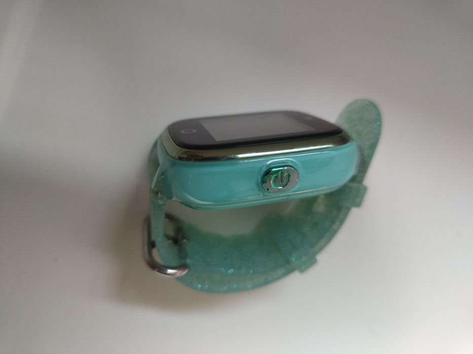 Smartwatch cu GPS pentru copii