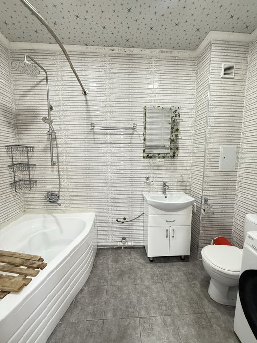 3 xonalik uy ijaraga beriladi