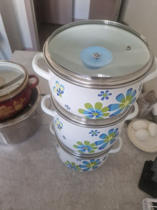 Продам разные кастрюли