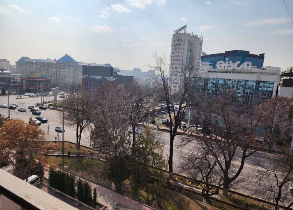 Ц7 квартира 1в2 орентир VOHHA Brasserie 6 Этаж  балкон есть