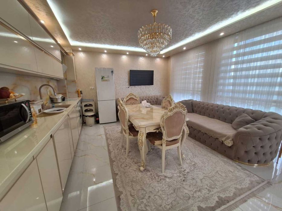 Продава се Двустаен апартамент в Пловдив, Център - 67 кв.м за 2463 €/кв.м - Снимка #4