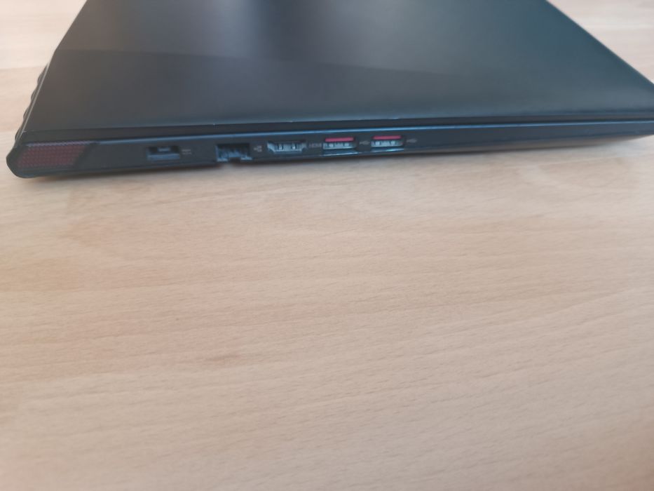 Продам ноутбук Lenovo Y50-70 touch