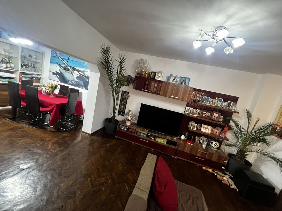 Casa de vanzare Tomis II ( langa Biserica Sf Gheorghe)