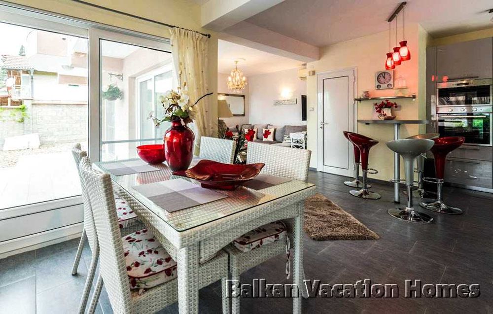 Продава се Къща в к.к. Албена - 185 кв.м за 1346 €/кв.м - Снимка #3