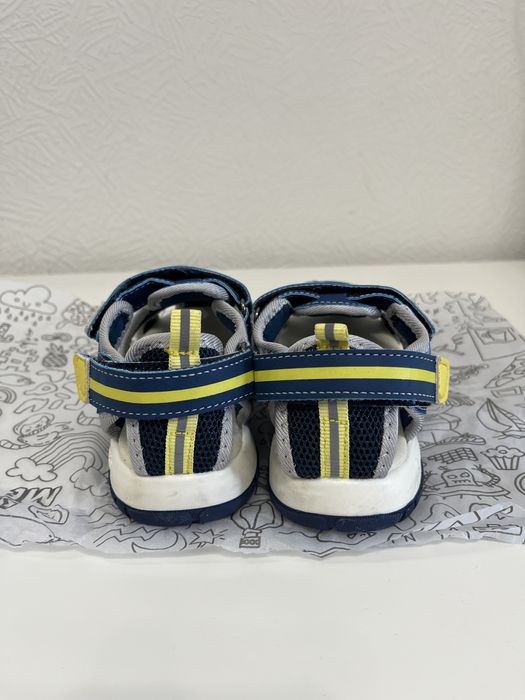 Сандалии Garvalin