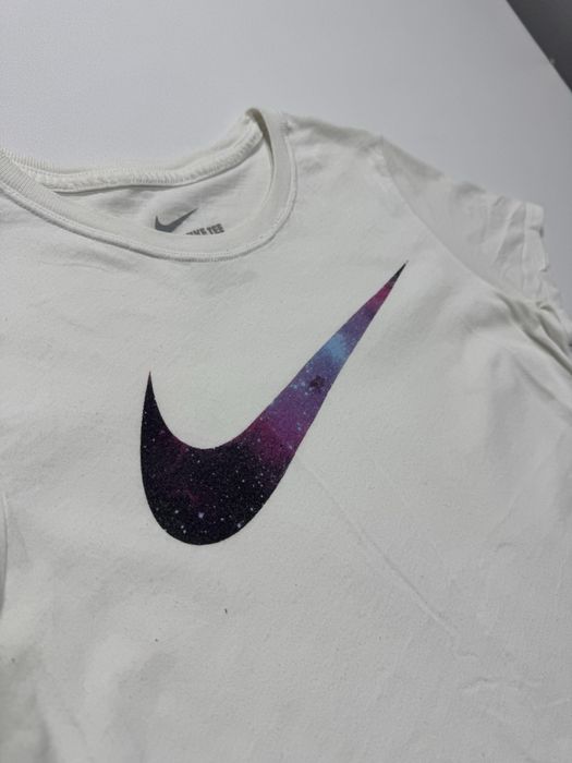 Tricou nike galaxy swoosh